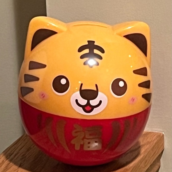 Lucky Tiger Coin Bank - Picture 2 of 3